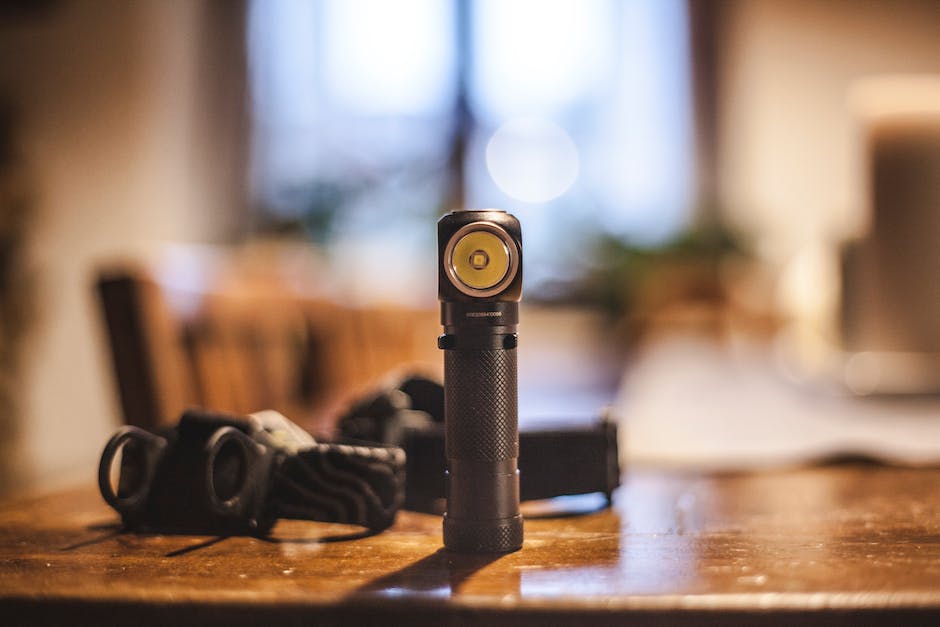how-many-lumens-for-camping-flashlight
