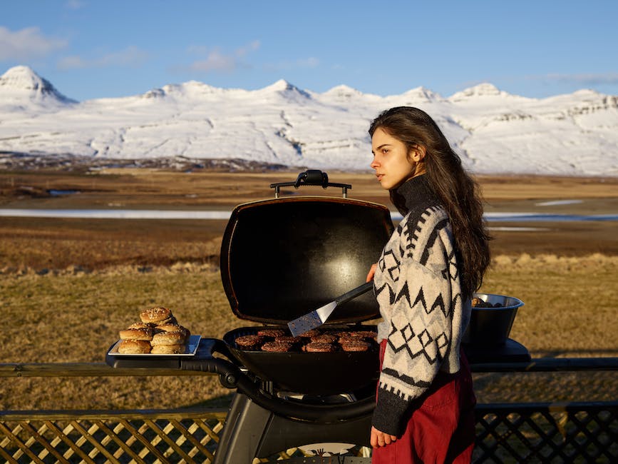 how-to-keep-meat-cold-while-camping